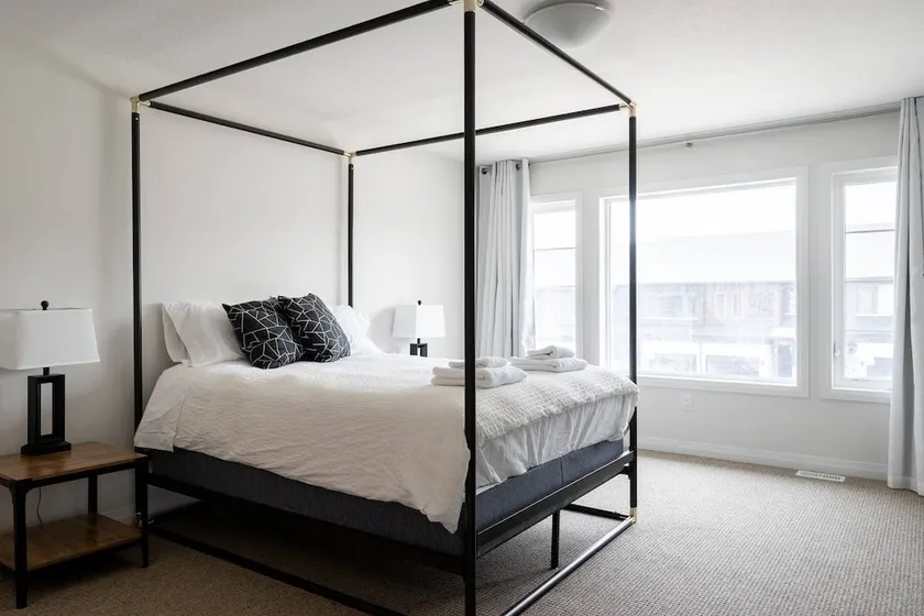 Brand New Deluxe Three Bedroom Townhouse - Image 1