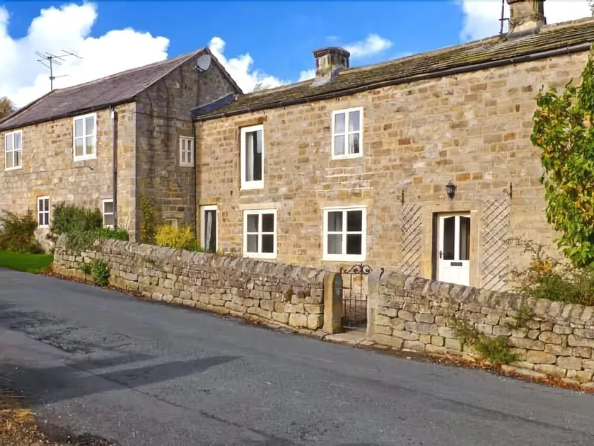 Hookstone House - Image 1