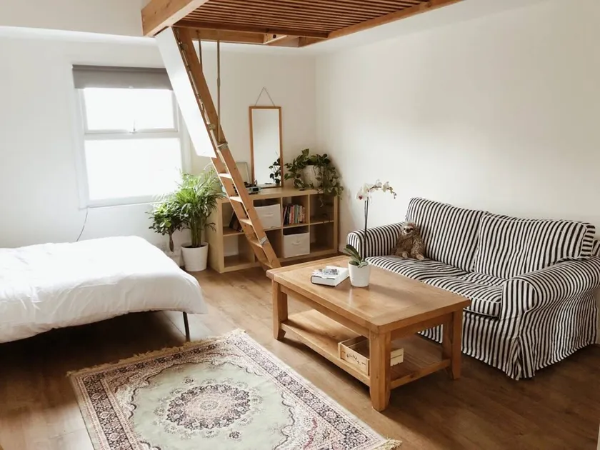 2 Beds Studio With Loft in Camden - Image 1