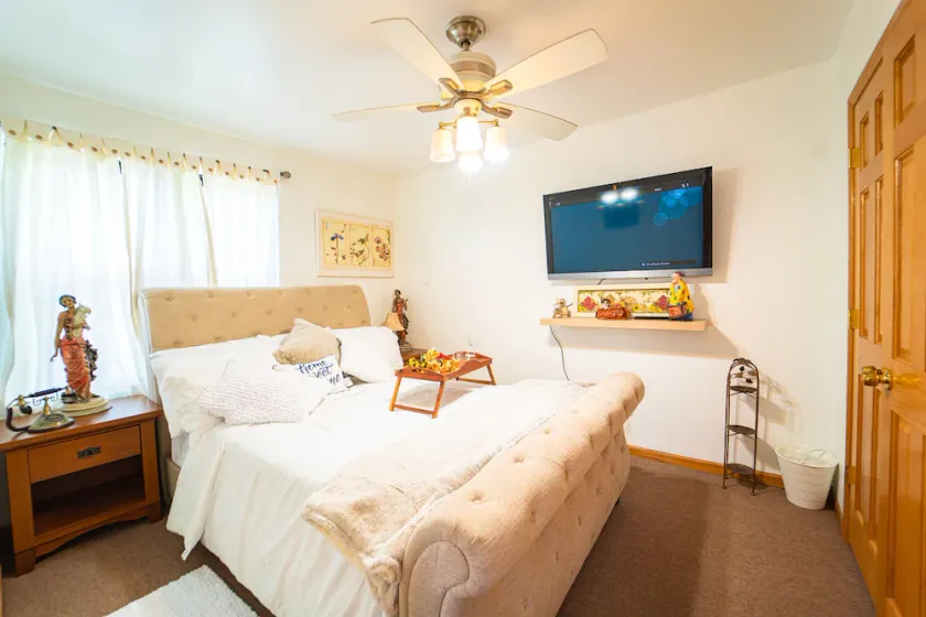 Lovely 3 Bedrooms Apartment In Chicago Midway - Image 1