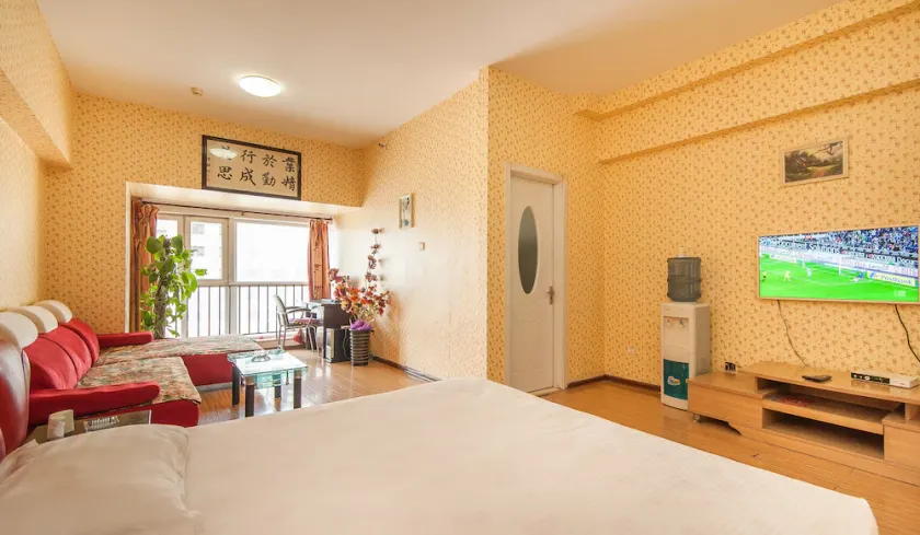 Tianjin City Center Homestay - Image 1