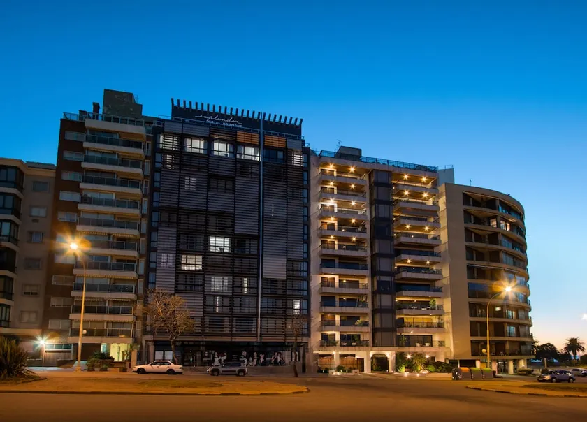 Esplendor by Wyndham Montevideo Punta Carretas - Image 1