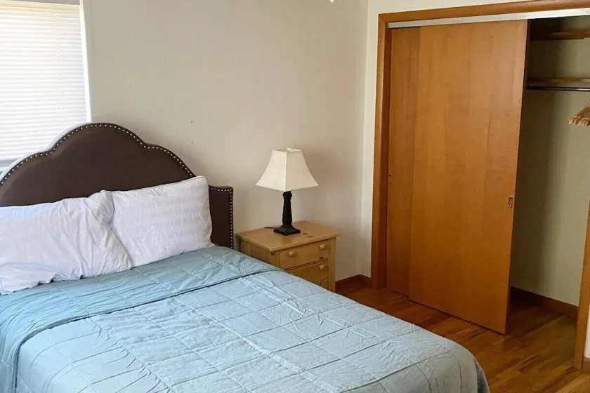 Modern, Homey 2-bedroom in Toledo - Image 1