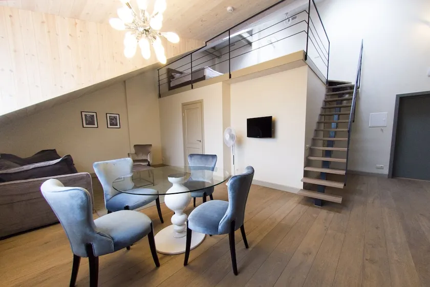 Minthouse Apartments - Image 1
