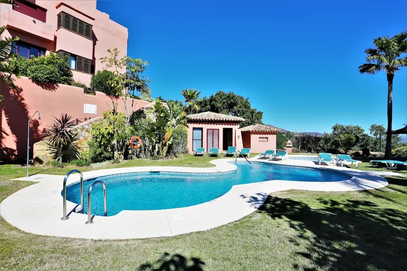 2 Bed Apartment with Mountain and Sea Views VDS33 - Image 1
