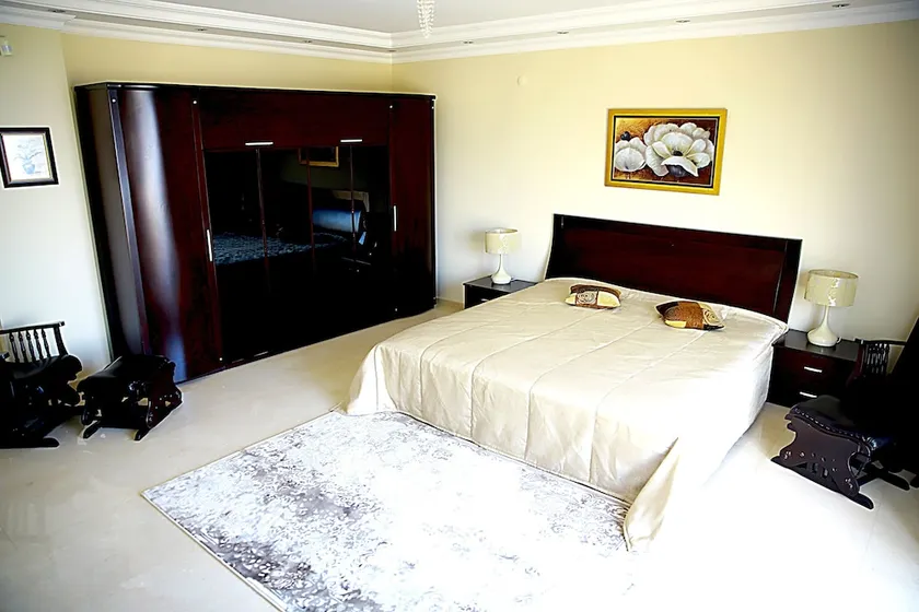 5 Bedroom Villa With Private Pool - Image 1