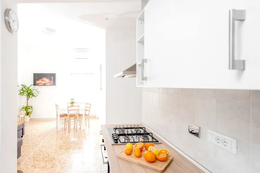 House With 2 Bedrooms in Roma, With Balcony and Wifi - Image 1