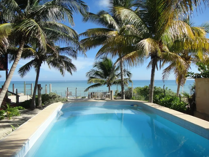 Ixpa-hu in Telchac Puerto, house with pool facing the sea - Image 1