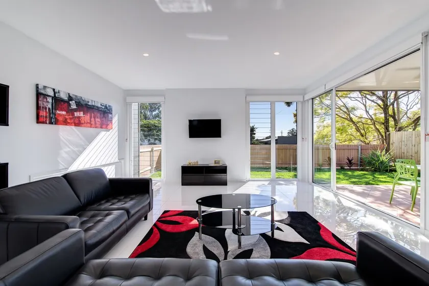 Broadwater Ave 1/19 - Image 1