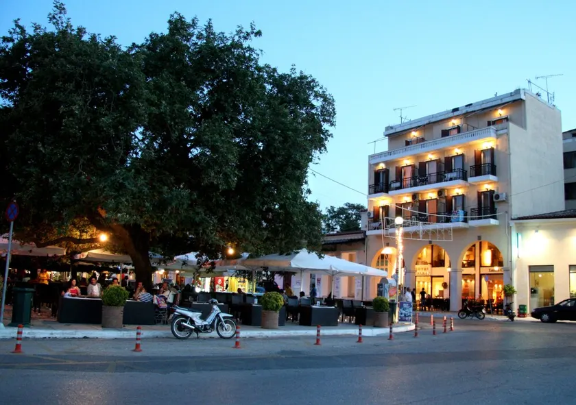 Galaxy Hotel - Image 1