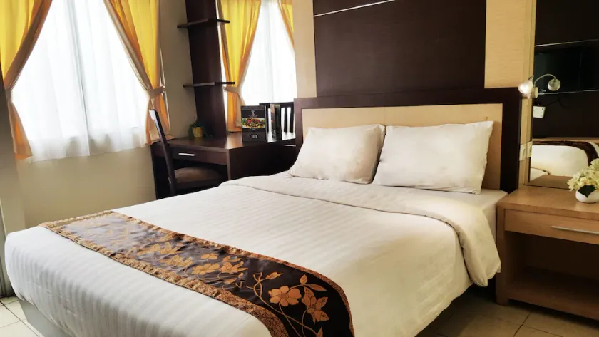 Centro City Service Apartment - Image 1