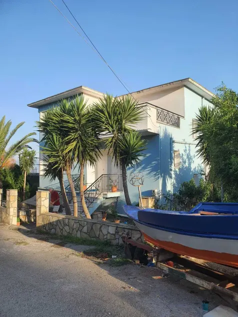 Lefkada 3 Bed House St Nikolaos Vonitsa Greece - Image 1