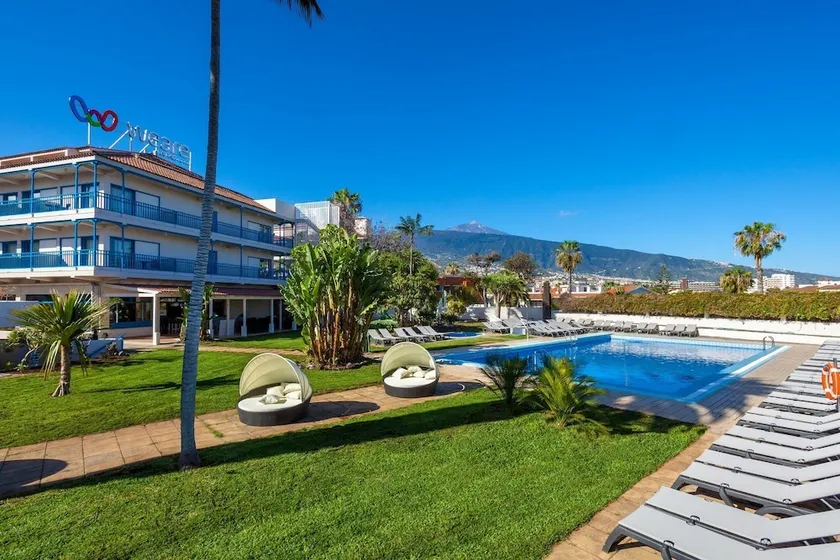Weare Hotel La Paz - Image 1