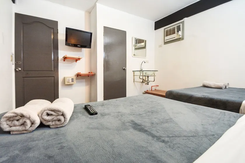 Island Nook Hotel Boracay - Image 1