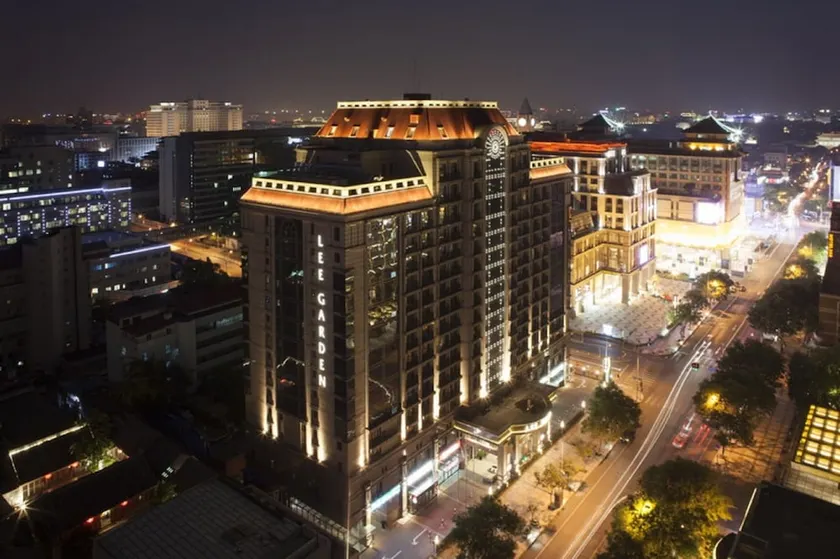 Lee Garden Service Apartments - Image 1