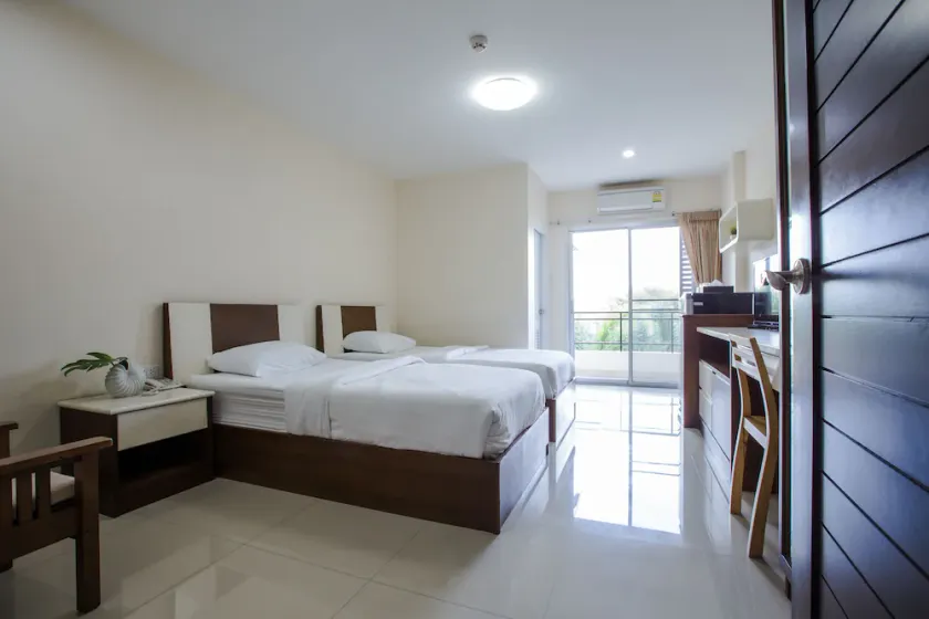 Central place serviced apartment 1 - Image 1