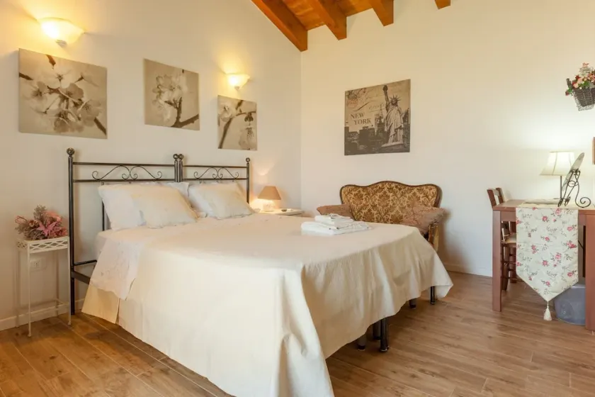 Mum’s B&B - Image 1