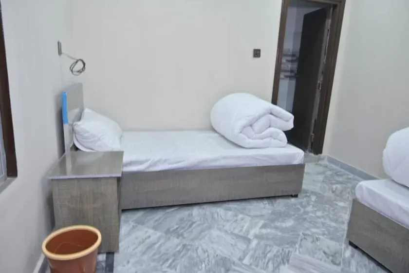 royal suites - Image 1