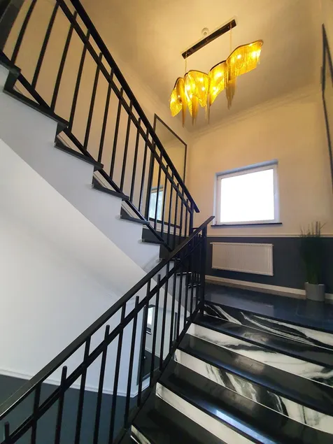 Korda Apartments - Image 1