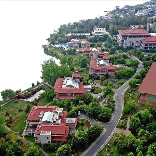 Xichang Qionghai Hotel - Image 1