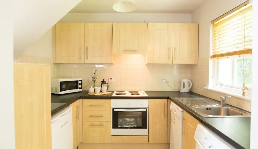 Castle Gardens 3 bed 4054 - Image 1