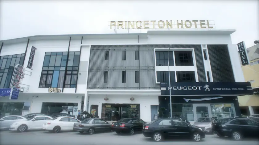 Princeton Hotel - Image 1