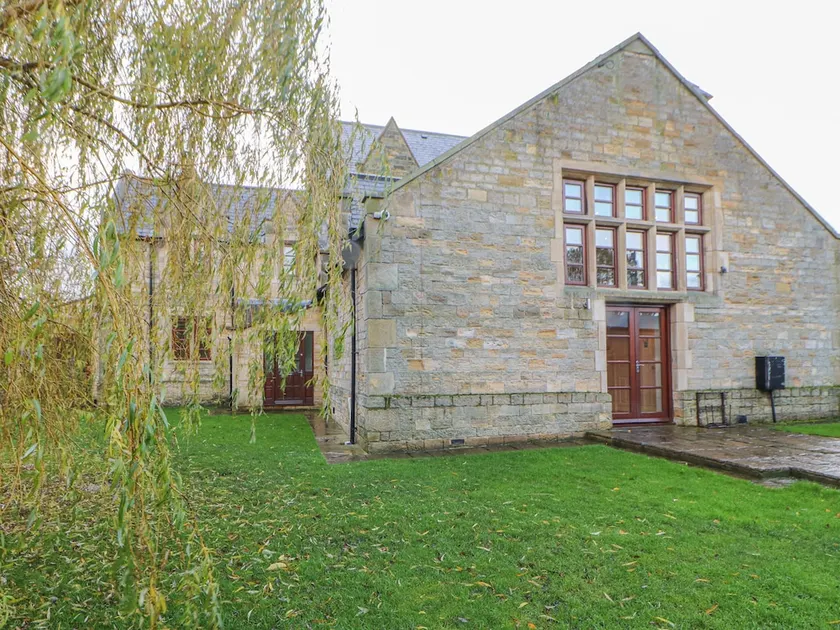 Bridge House - Image 1