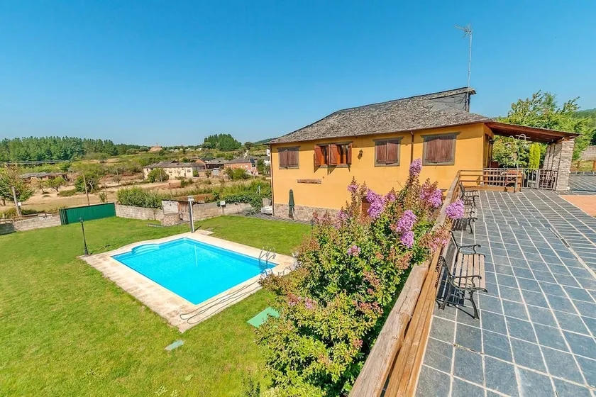 Villa With 3 Bedrooms in San Juan de la Mata, With Pool Access, Furnished Terrace and Wifi - Image 1