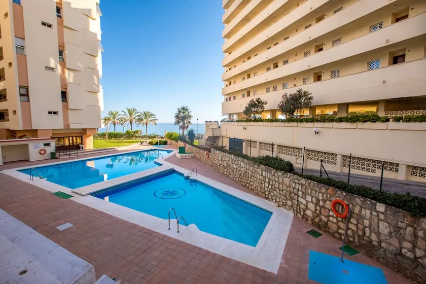 OleHolidays Diana Marbella centro Vistas al mar - Image 1