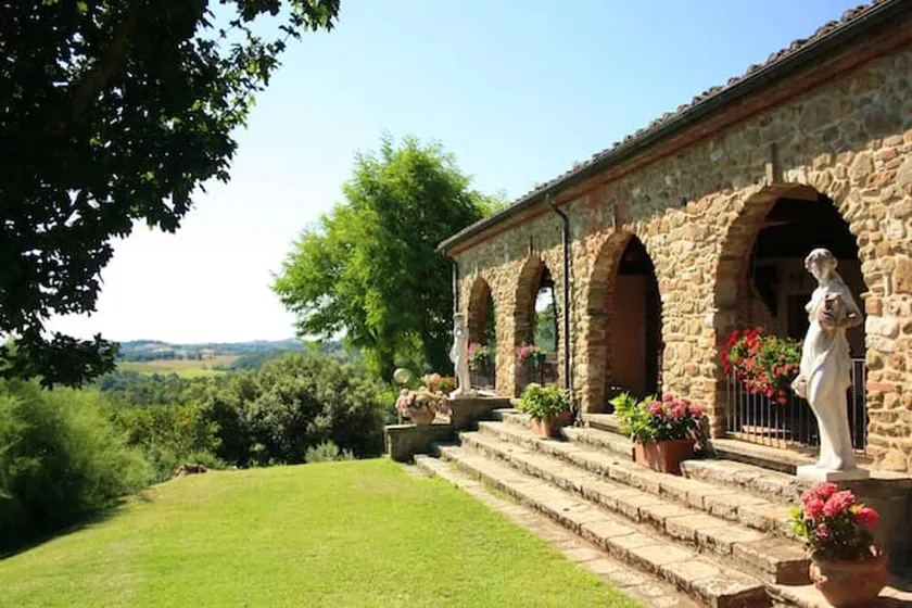 Villa With 9 Bedrooms in Sinalunga, With Wonderful Mountain View, Private Pool, Enclosed Garden - 80 km From the Beach - Image 1