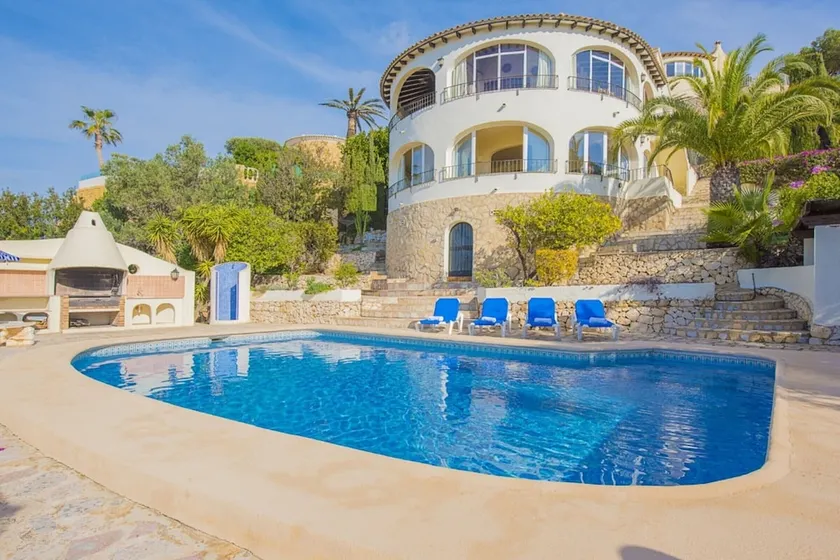 Villa - 5 Bedrooms with Pool, WiFi and Sea views - 104968 - Image 1