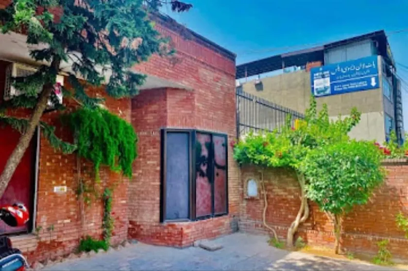 Omega Inn Hotel - Image 1