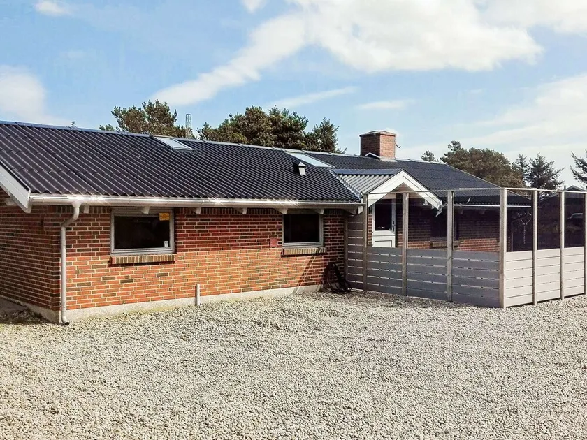 Vintage Holiday Home in Henne With Sauna - Image 1