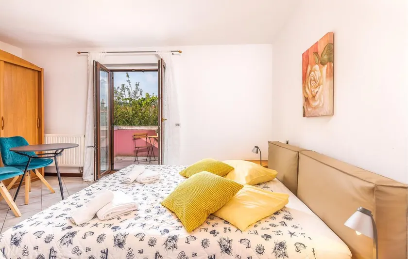 Nice Home in Veli Losinj With 4 Bedrooms - Image 1
