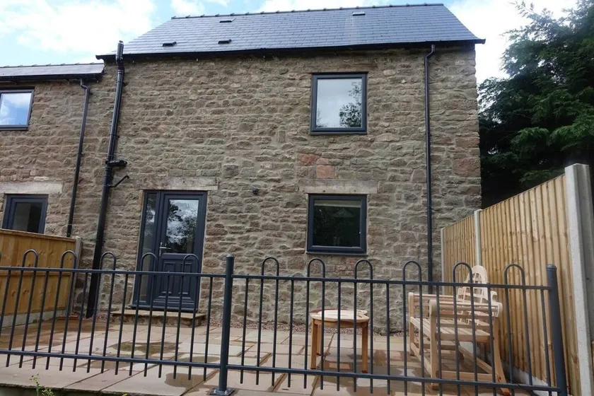 Agréable cottage adapté aux familles avec barbecue et jardin | Avec animaux acceptés - Image 1