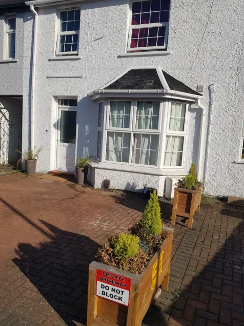 Oxford City Guest House - Image 1