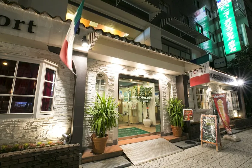 Humour Resort New Oriental - Image 1