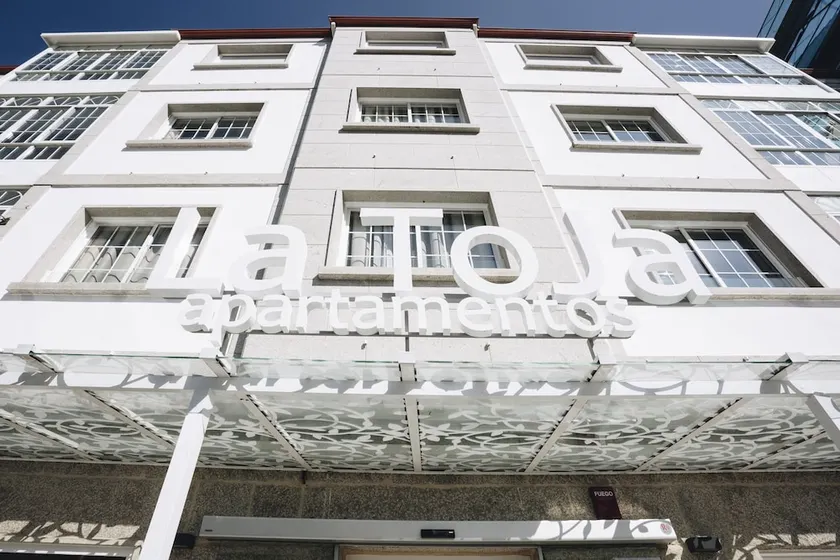 Apartamentos La Toja - Image 1