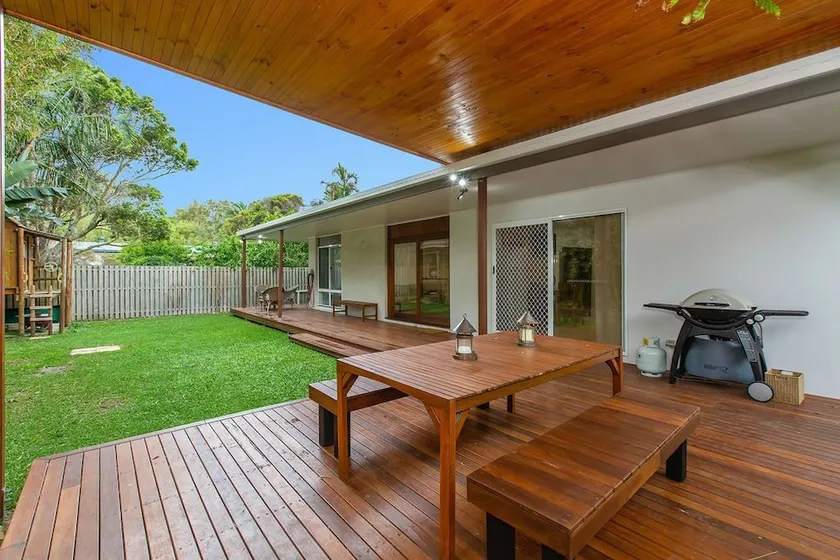 Seabreeze at Cabarita - Image 1