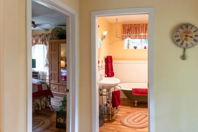 Romantic Rogue River Cottage - Image 1