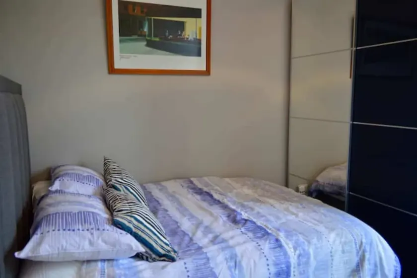 Lovely Traditional 2 Bedroom Flat in Haymarket - Image 1