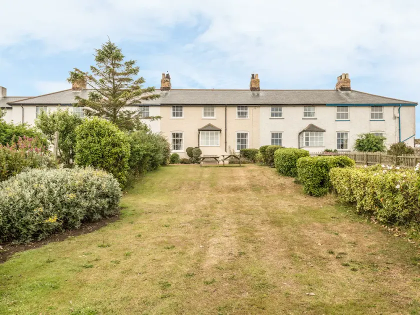 Coastguard Cottage - Image 1