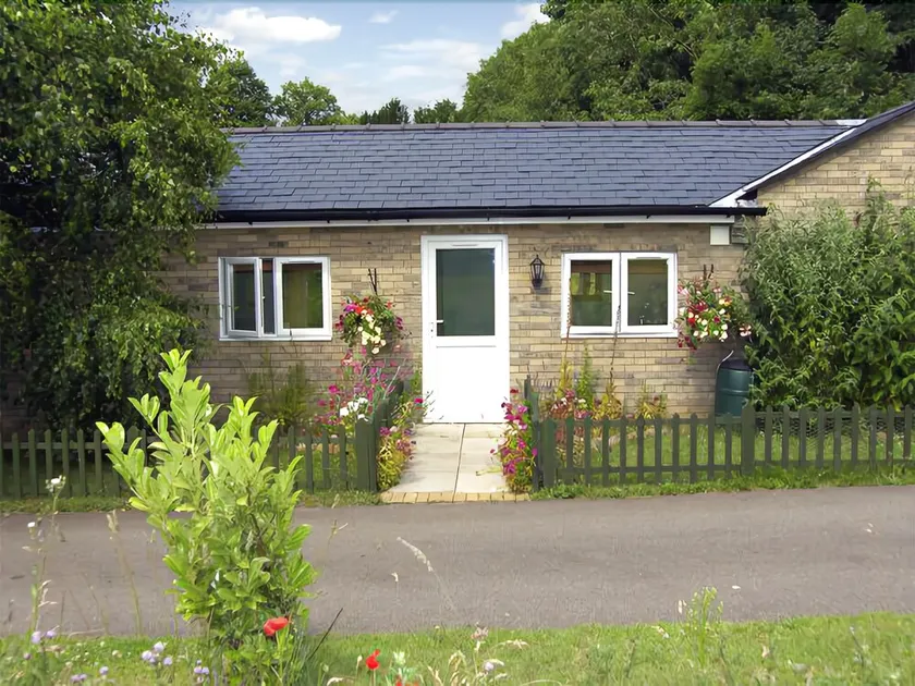 Little Lodge 2 - Image 1