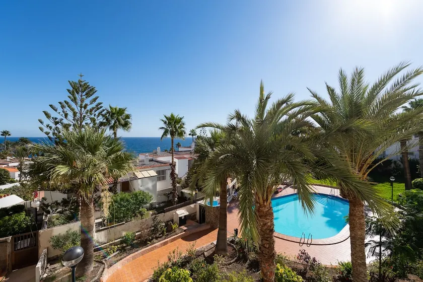 Apartamentos Aguila Beach - Image 1