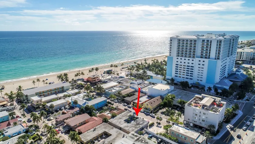 Hollywood Beach Inn - Image 1