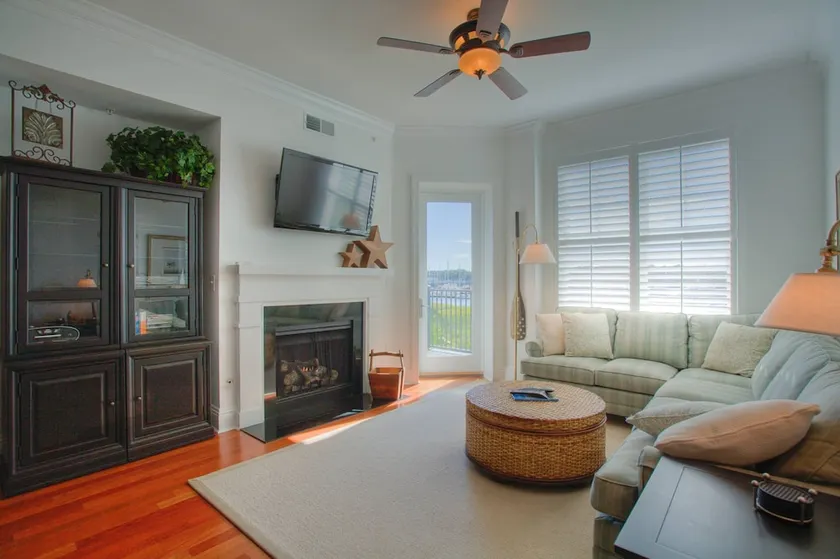 10 Waterfront Drive #212 by Hodnett Cooper - Image 1