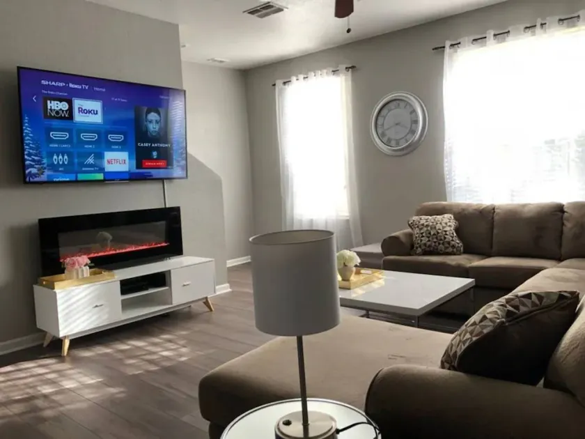 Tideview 66 · NEW Luxury 3 Suites Resort Home. Sleep 9 - Image 1