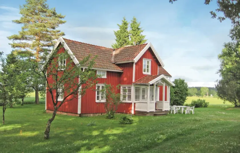 Nice Home in Grästorp With 2 Bedrooms, Wifi and Internet - Image 1