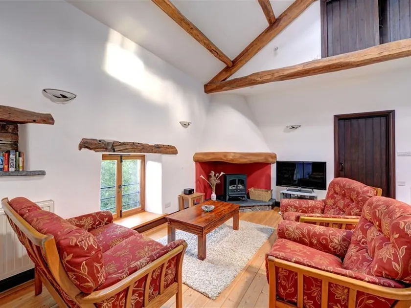 Restored Holiday Home in Grasmere With Courtyard - Image 1