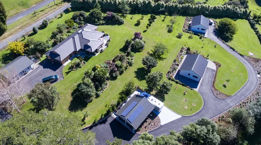 Birchgrove Cottages - Image 1
